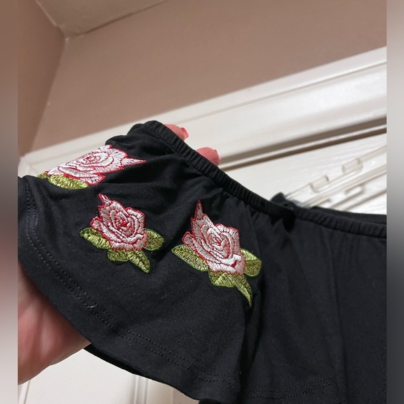 VaVa  ROESIA OFF SHOULDER DRESS (Black), size Large. NWOT. 3 Tier Ruffle - Picture 7 of 8